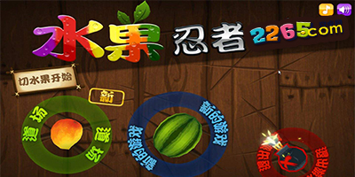 34岁何超莲在北京商场购物，穿一身名牌个子很矮，花钱毫不手软